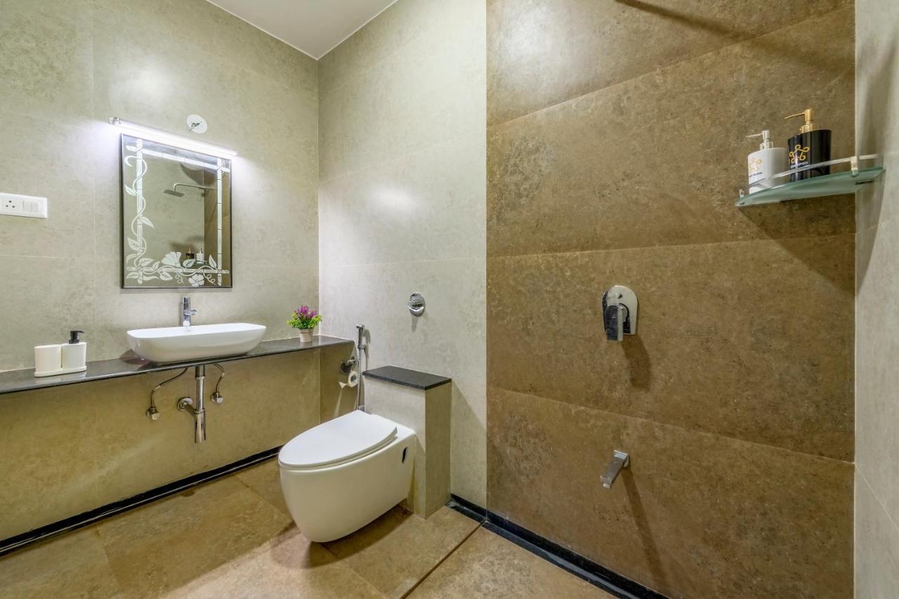 Saffronstays Lakeview Nivara - Farm Stay Villa With Private Pool Near Пюн Екстериор снимка