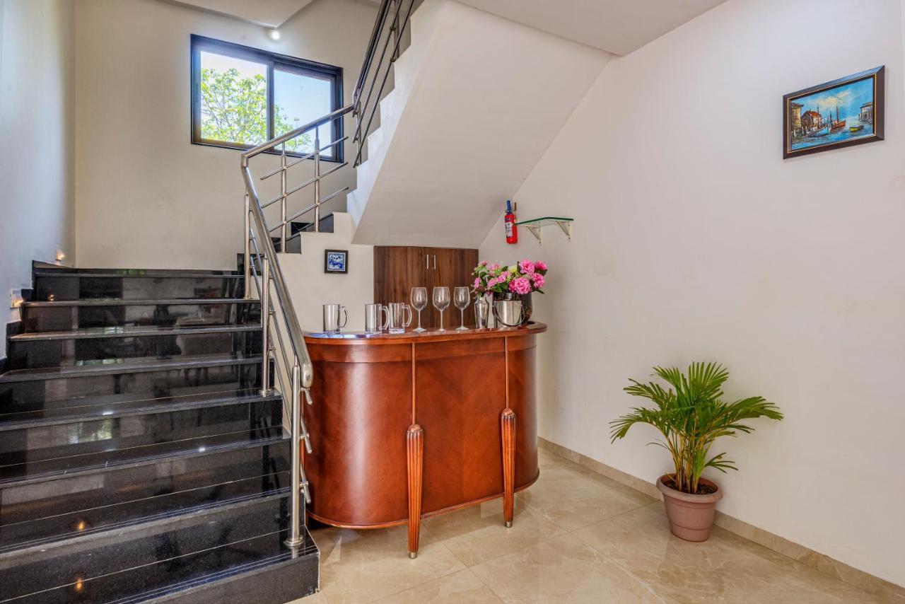 Saffronstays Lakeview Nivara - Farm Stay Villa With Private Pool Near Пюн Екстериор снимка