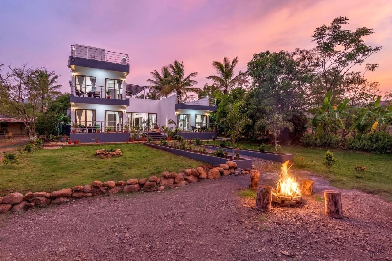 Saffronstays Lakeview Nivara - Farm Stay Villa With Private Pool Near Пюн Екстериор снимка