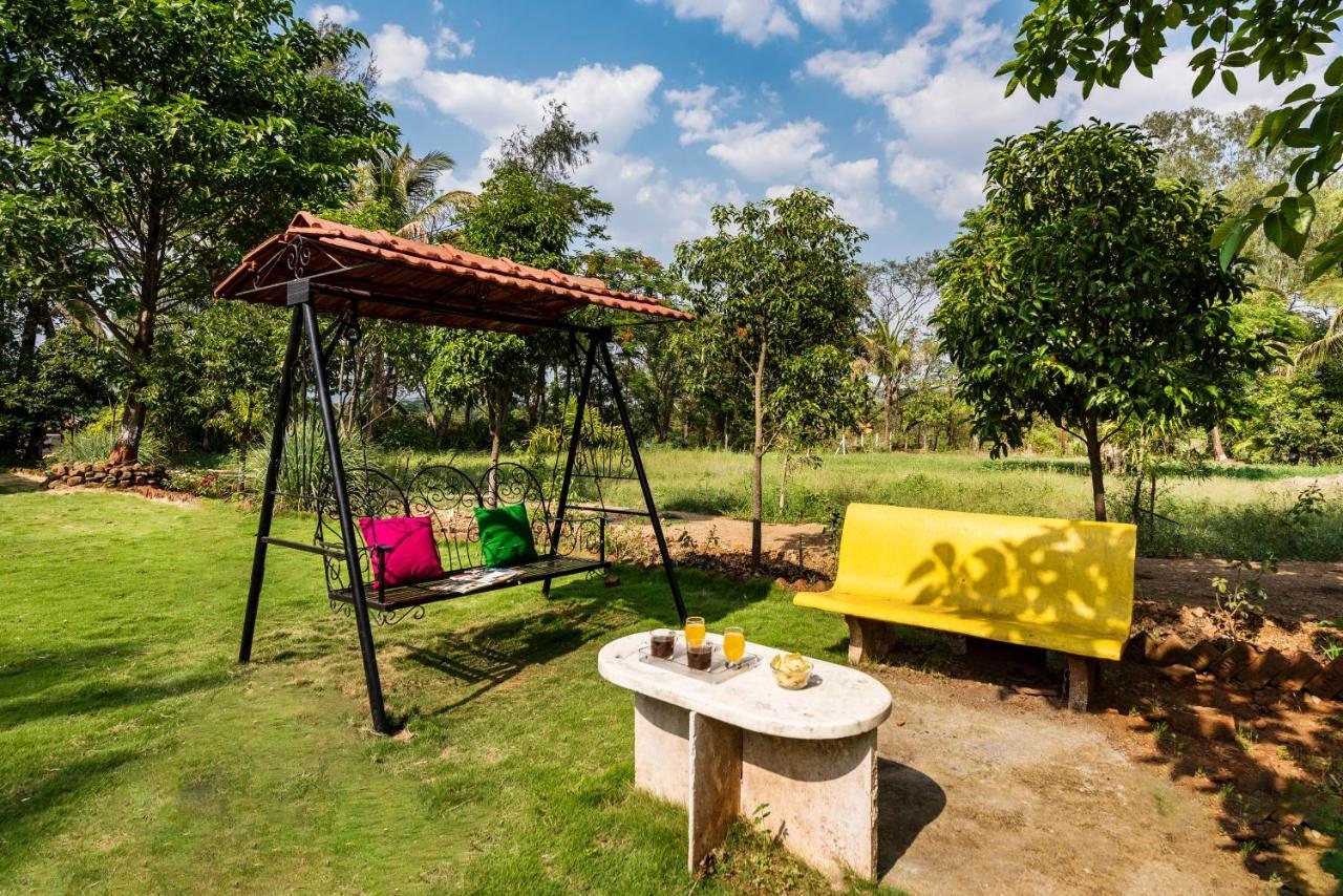 Saffronstays Lakeview Nivara - Farm Stay Villa With Private Pool Near Пюн Екстериор снимка