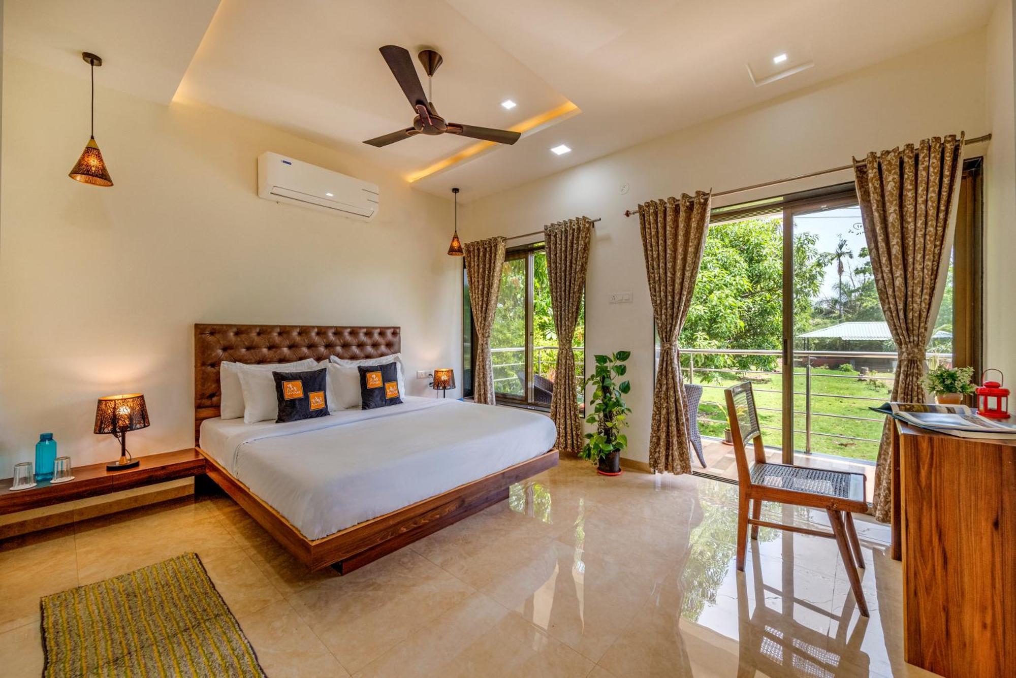Saffronstays Lakeview Nivara - Farm Stay Villa With Private Pool Near Пюн Екстериор снимка
